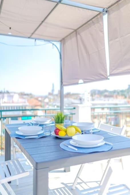 Portofino - Appartamento Vista Mare - Rooftop Terrazzo - In Centro Citta - Free Wifi Rapallo Luaran gambar